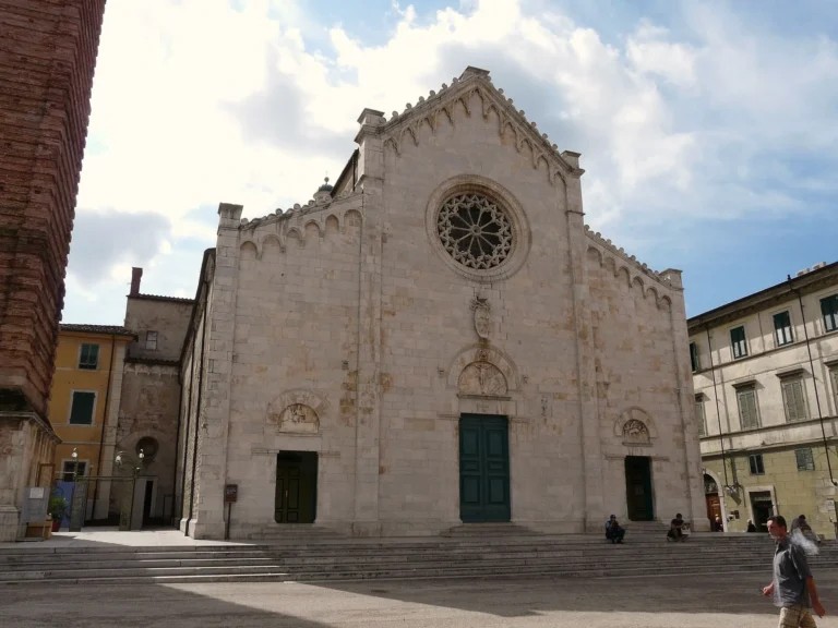 Piazza del Duomo in Pietrasanta